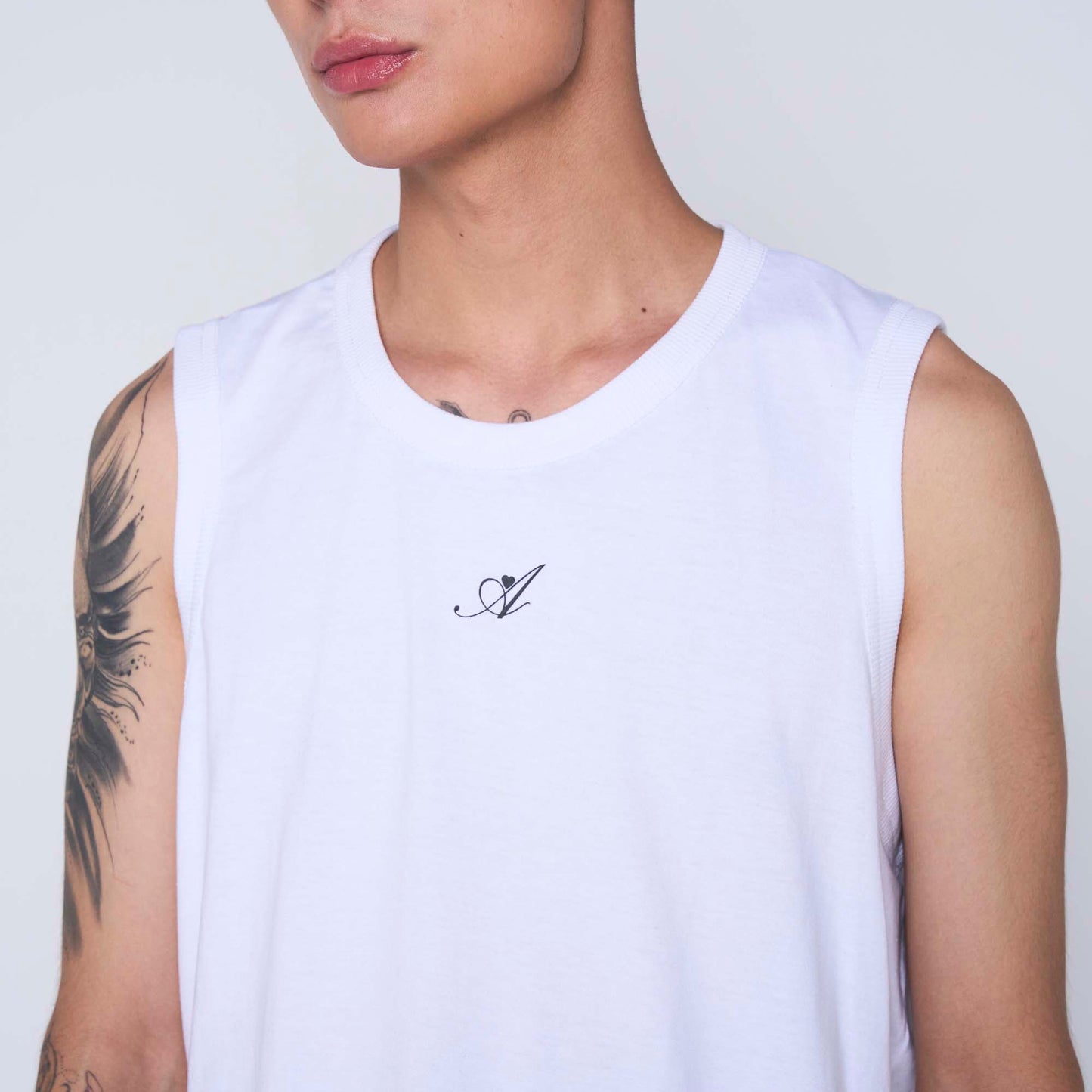 Essential Sin Mangas Blanco