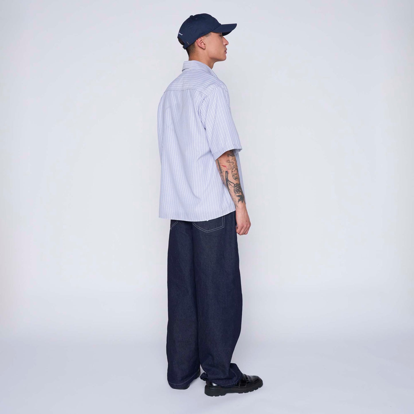 Camisa Boxy Fit Black Logo