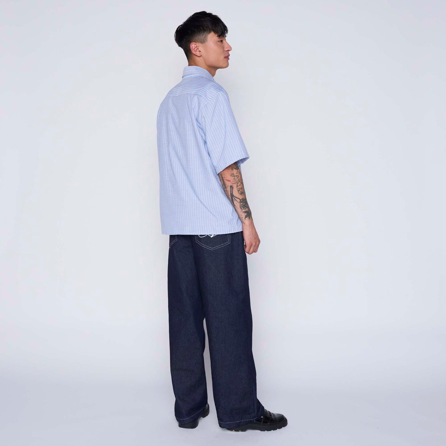 Camisa Boxy Fit White Logo
