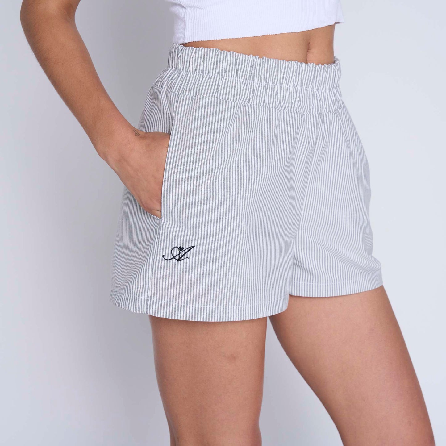 SHORT RAYAS
